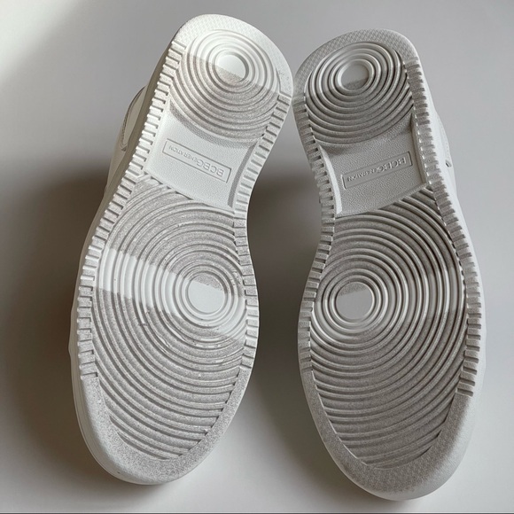 BCBGeneration Obie Sneaker size 9M - Picture 5 of 9